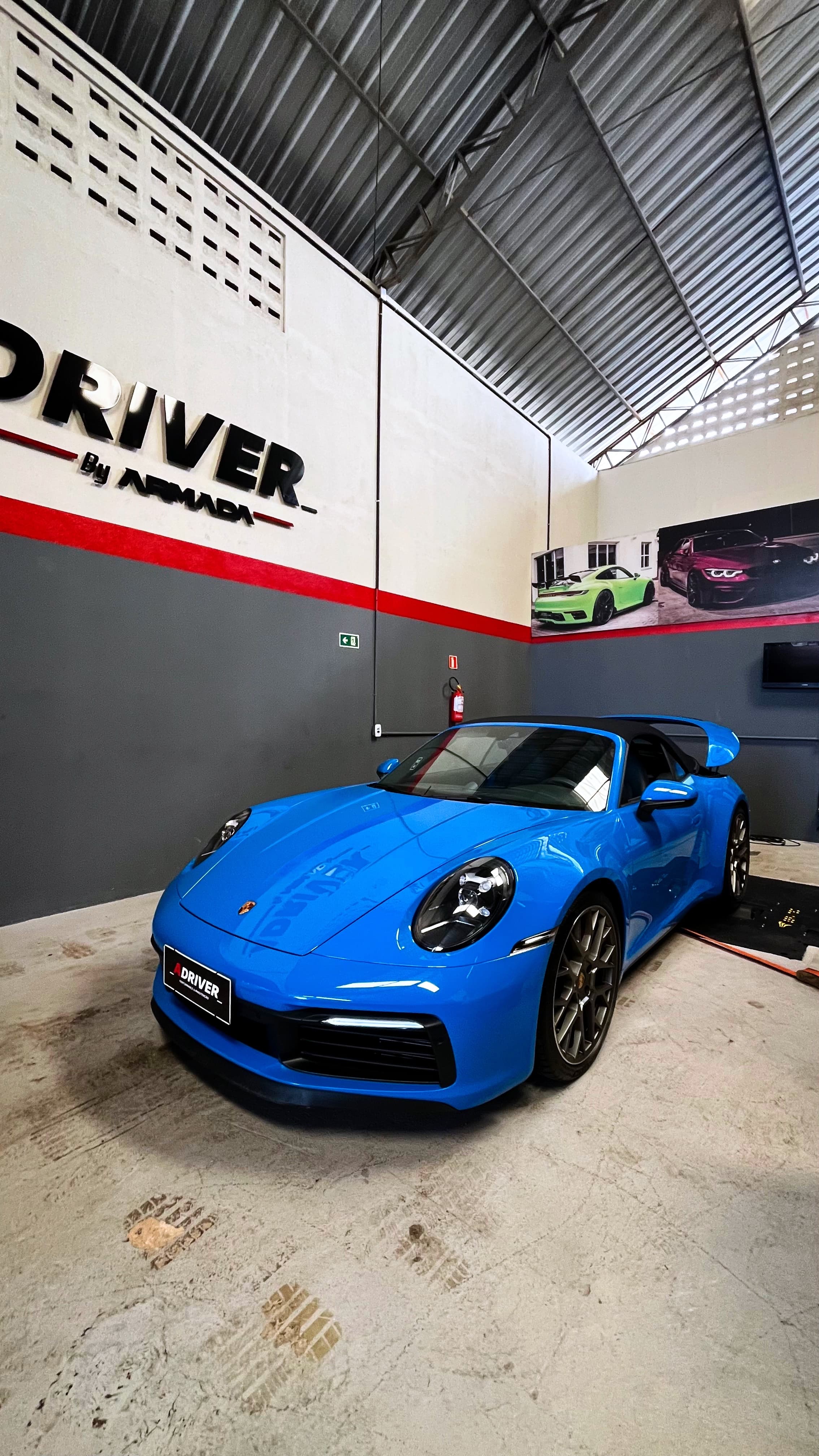 Porsche 911 em atendimento